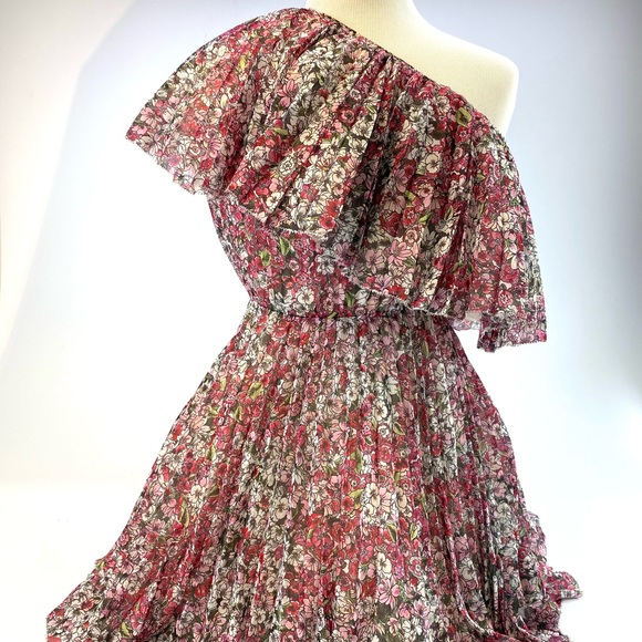 Giambattista Valli H&M Dresses & Skirts - Giambattista Valli H&M One Shoulder Tulle Dress